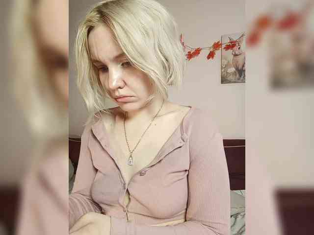LadyAnny webcam