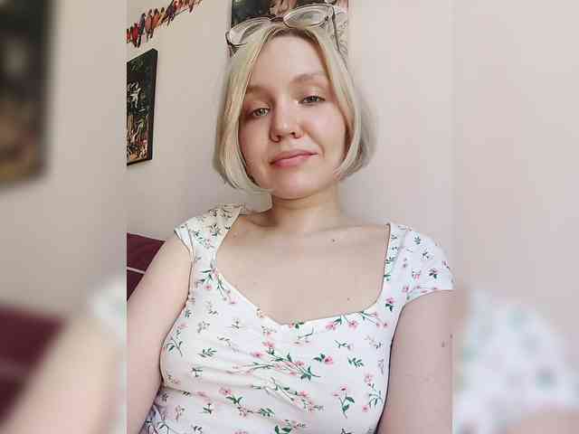 LadyAnny webcam