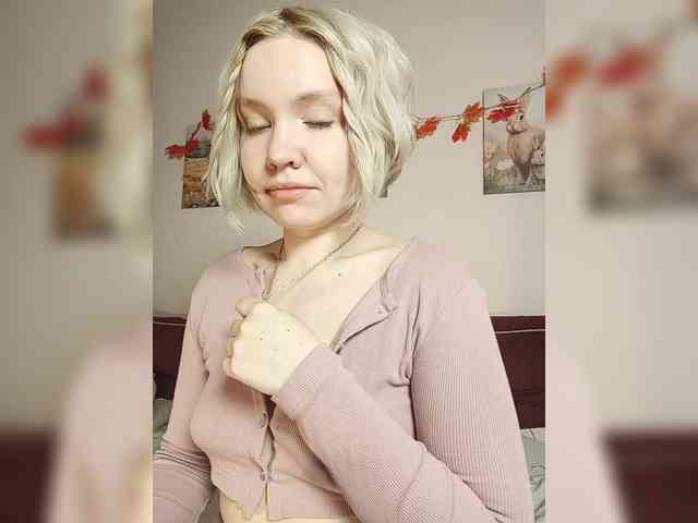 LadyAnny webcam