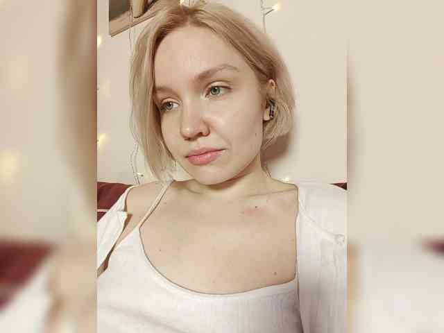 LadyAnny webcam