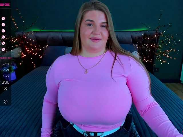 Adele-sugar's BongaCams show and profile