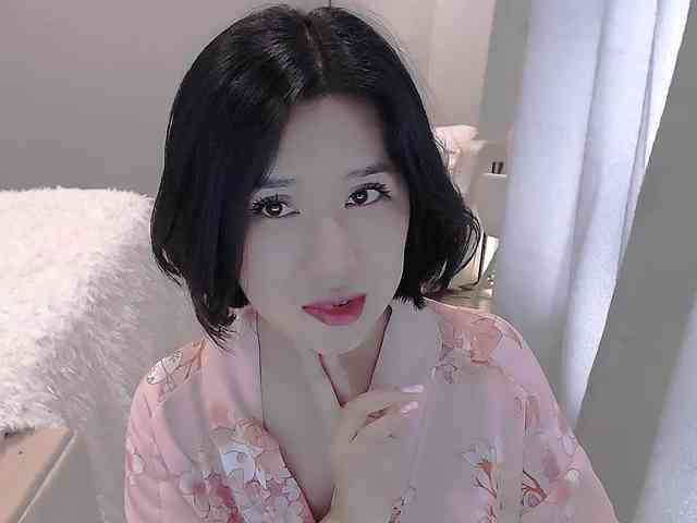LucyLiu webcam