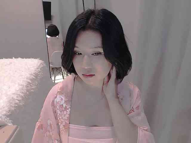 LucyLiu webcam