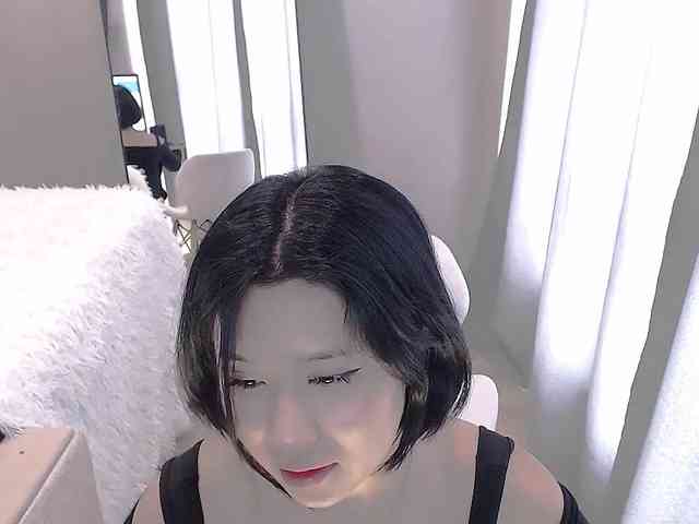 LucyLiu webcam