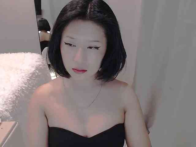 LucyLiu webcam