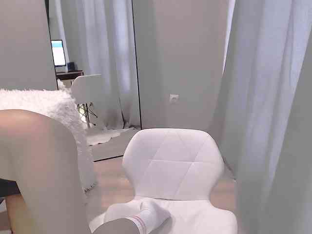 LucyLiu webcam