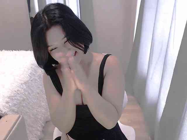 LucyLiu webcam