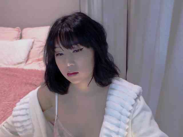 LucyLiu webcam