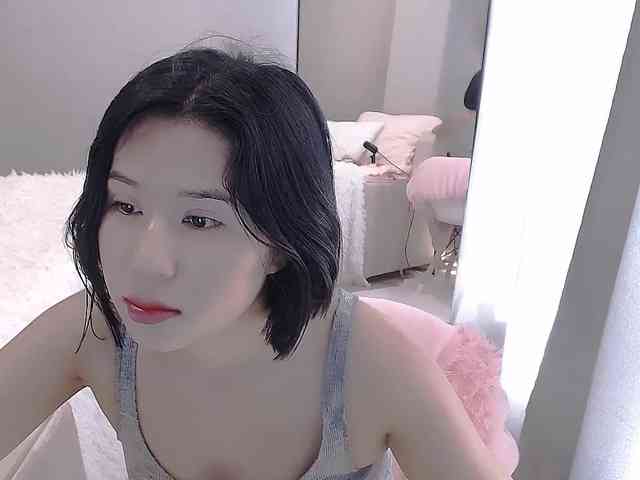 LucyLiu webcam