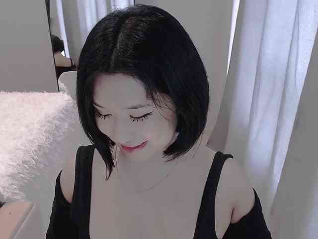 LucyLiu webcam