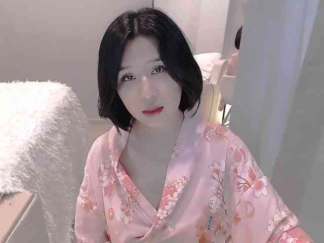 LucyLiu webcam