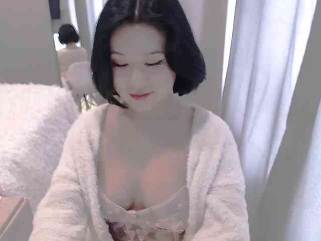 LucyLiu webcam