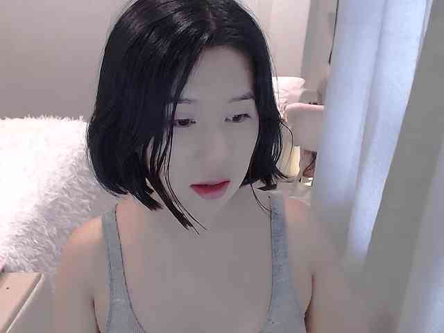 LucyLiu webcam