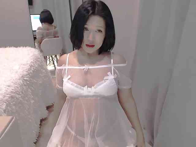 LucyLiu webcam