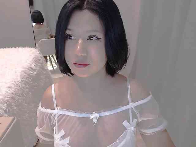 LucyLiu webcam