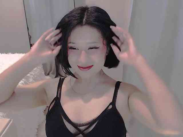 LucyLiu webcam