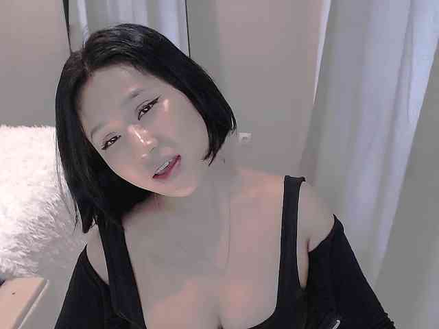 LucyLiu webcam