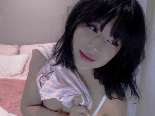 LucyLiu webcam