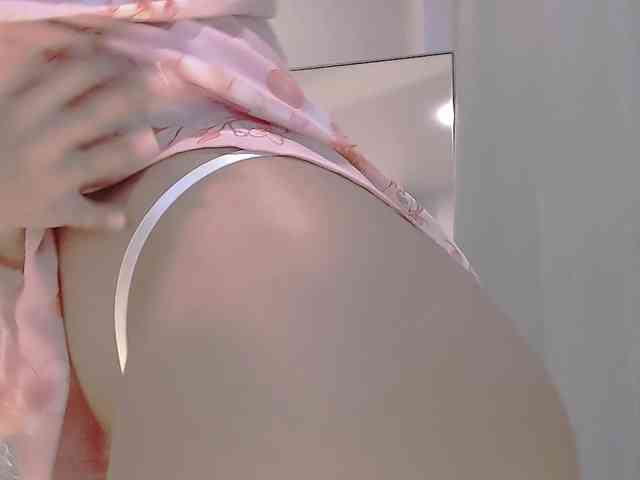 LucyLiu webcam