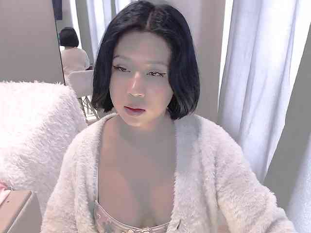 LucyLiu webcam
