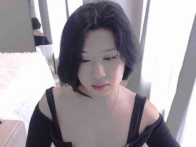 LucyLiu webcam