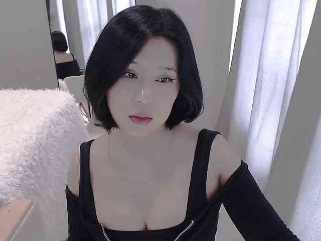 LucyLiu webcam