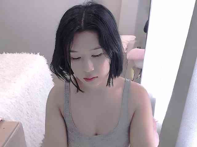 LucyLiu webcam