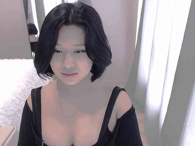 LucyLiu webcam