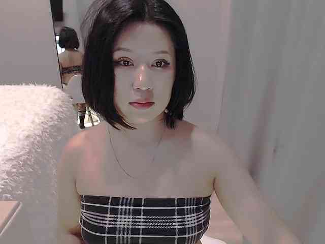 LucyLiu webcam