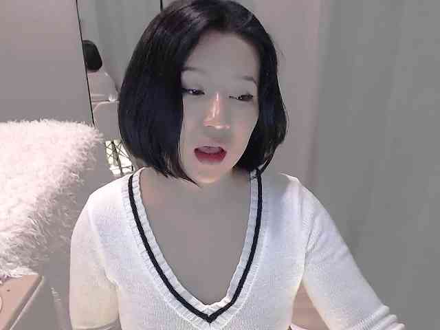 LucyLiu webcam