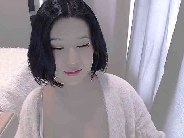 LucyLiu webcam