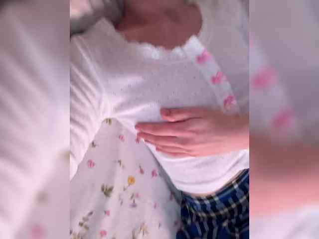 LornaParty webcam
