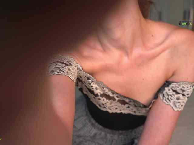 LornaParty webcam