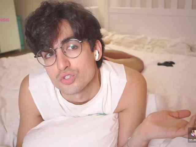 AlanDeNavarre Live Webcam on BongaCams