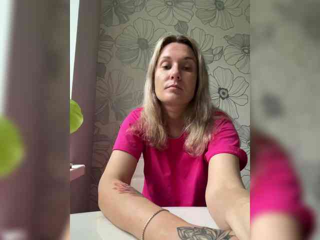 kykyshe4ka Live Webcam on BongaCams