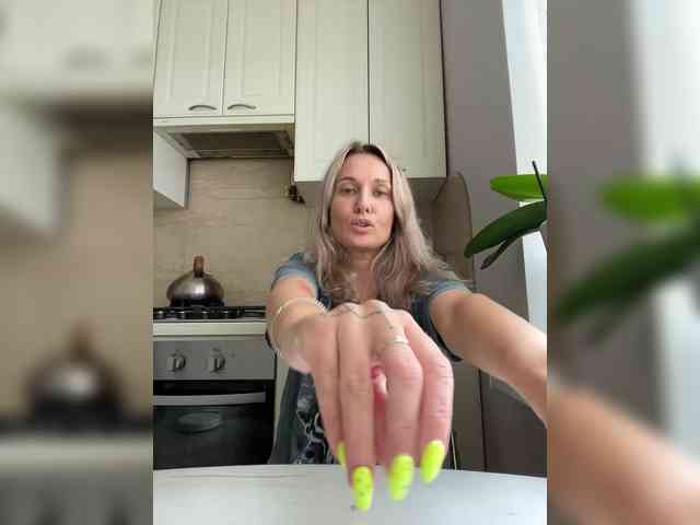 kykyshe4ka Live Webcam on BongaCams