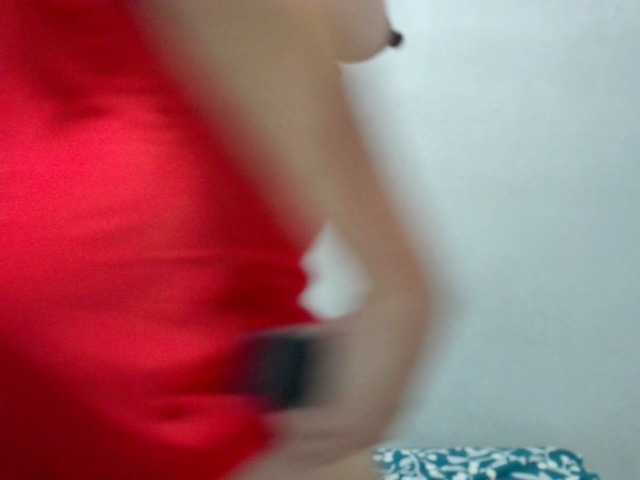 Scarletteb's BongaCams show and profile