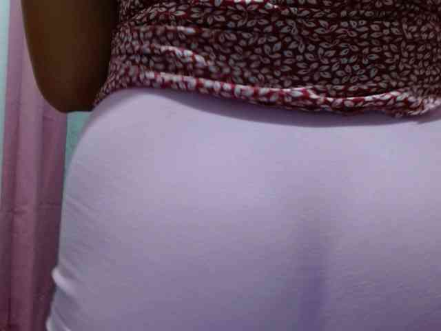Scarletteb webcam