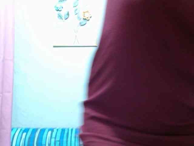 Scarletteb webcam