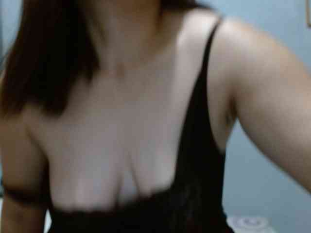 Scarletteb webcam