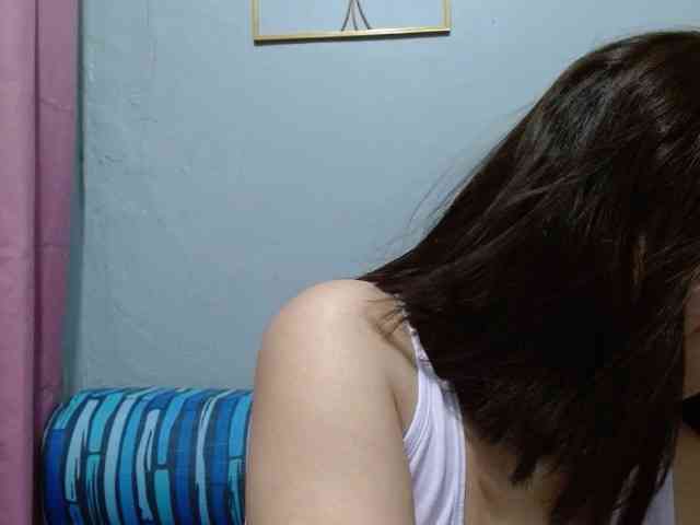Scarletteb webcam