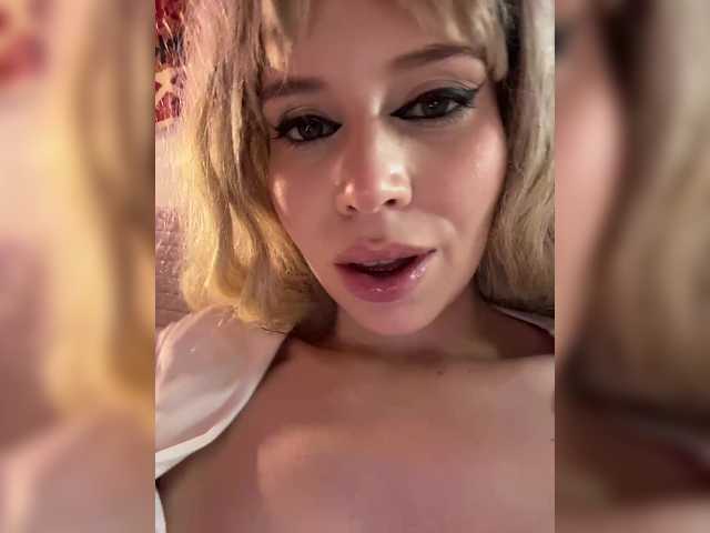 PANTEONA-'s BongaCams show and profile