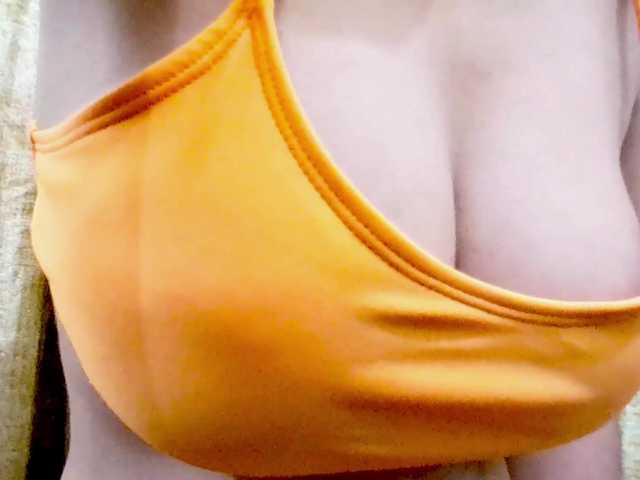 Nidhilove's BongaCams show and profile