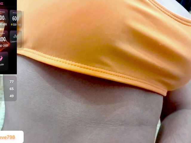 Nidhilove's BongaCams show and profile