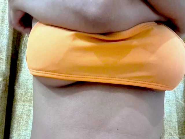 Nidhilove's BongaCams show and profile