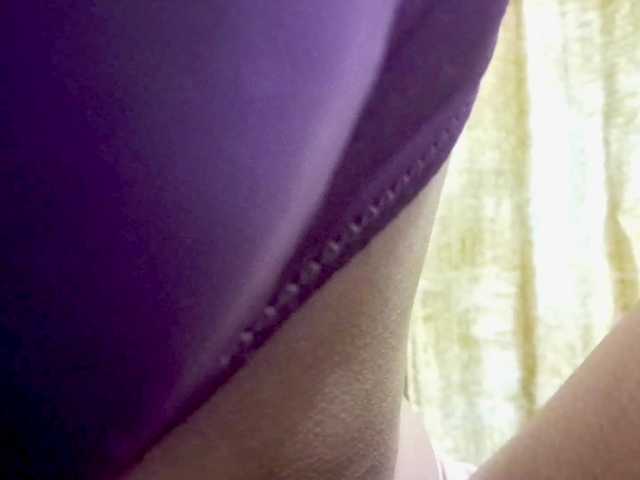 Nidhilove's BongaCams show and profile