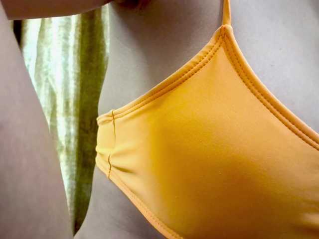 Nidhilove live cam profile