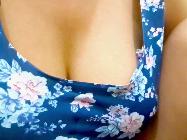 Nidhilove from BongaCams is Freechat