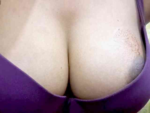 Nidhilove webcam