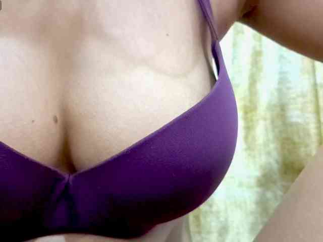 Nidhilove webcam